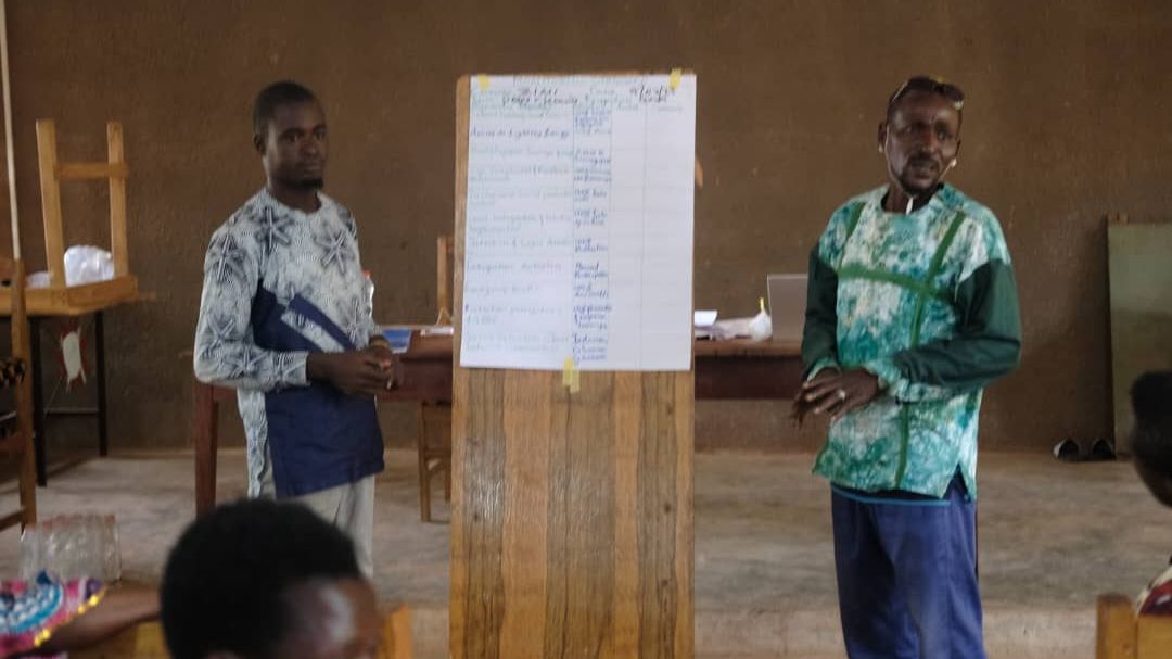 Community member presenting a community action plan during a Citizen Voice and Action session